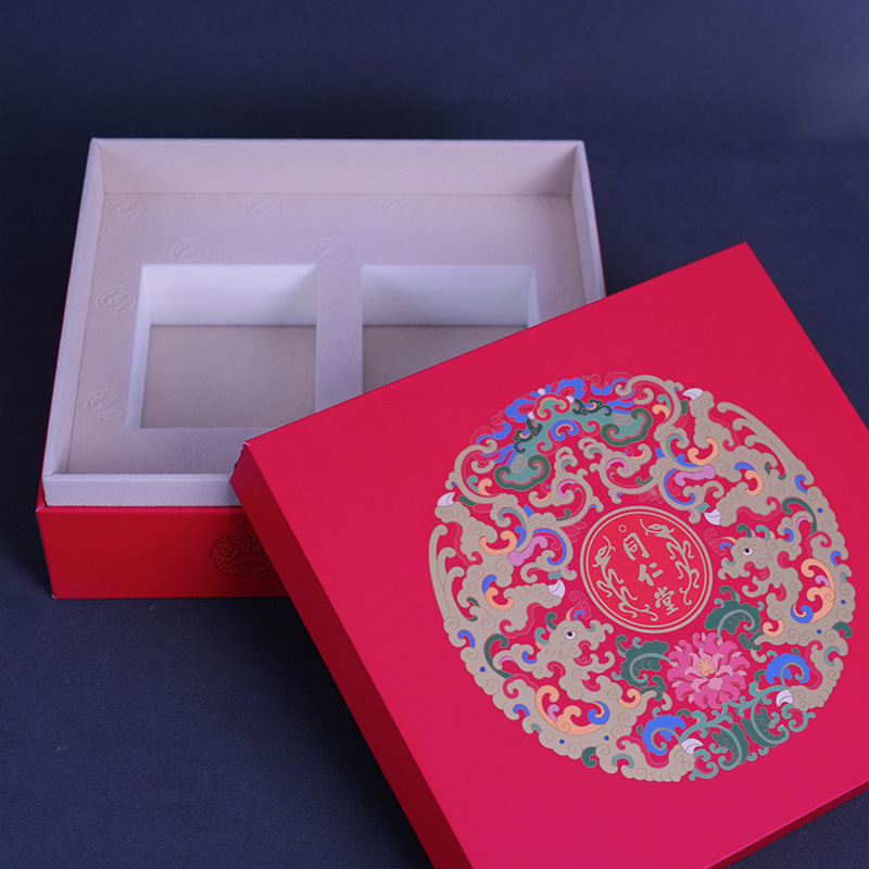 Подарочная коробка с крышкой-основанием «Тунжэньтан»