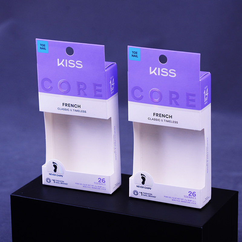 Цветная картонная коробка для косметики