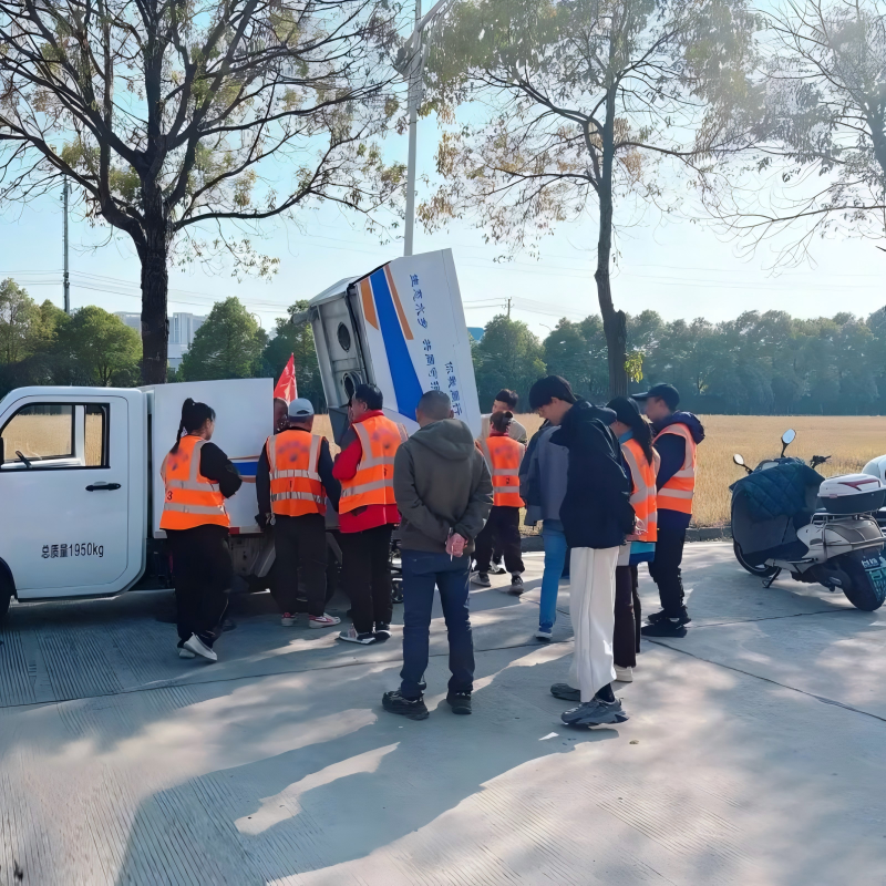 Продажи — не предел, обслуживание — наш приоритет. В компании АО «Аньхой Айжуйтэ Специализированные Автомобили на Новой Энергии» идут регулярные проверки качества по циклу эксплуатации.