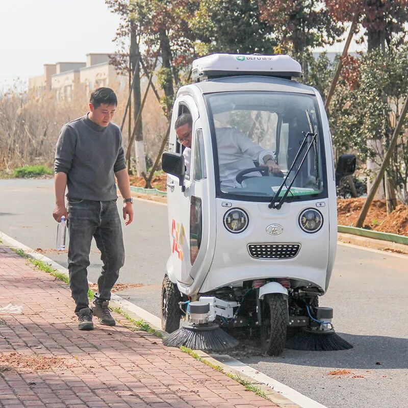 Сердечно приветствуем руководителей компании Hako Cleaning Systems (Шанхай) с визитом и консультациями на предприятии АО «Аньхой Айжуйтэ Специализированные Автомобили на Новой Энергии»!