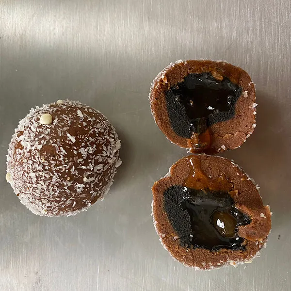 P188 Машина для начинки с тремя бункерами для изготовления шариков