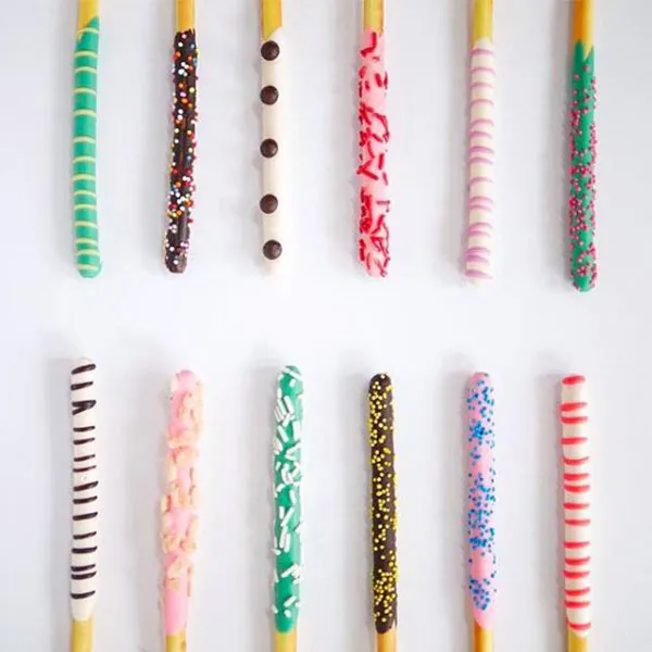 Машина для покрытия пальчикового печенья