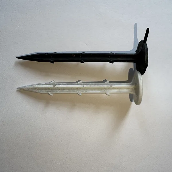 Пластиковый колышек для геотекстиля