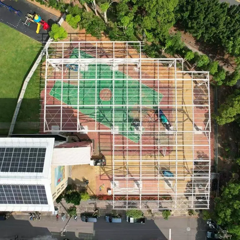 Опоры для фотоэлектрических модулей на спортплощадках