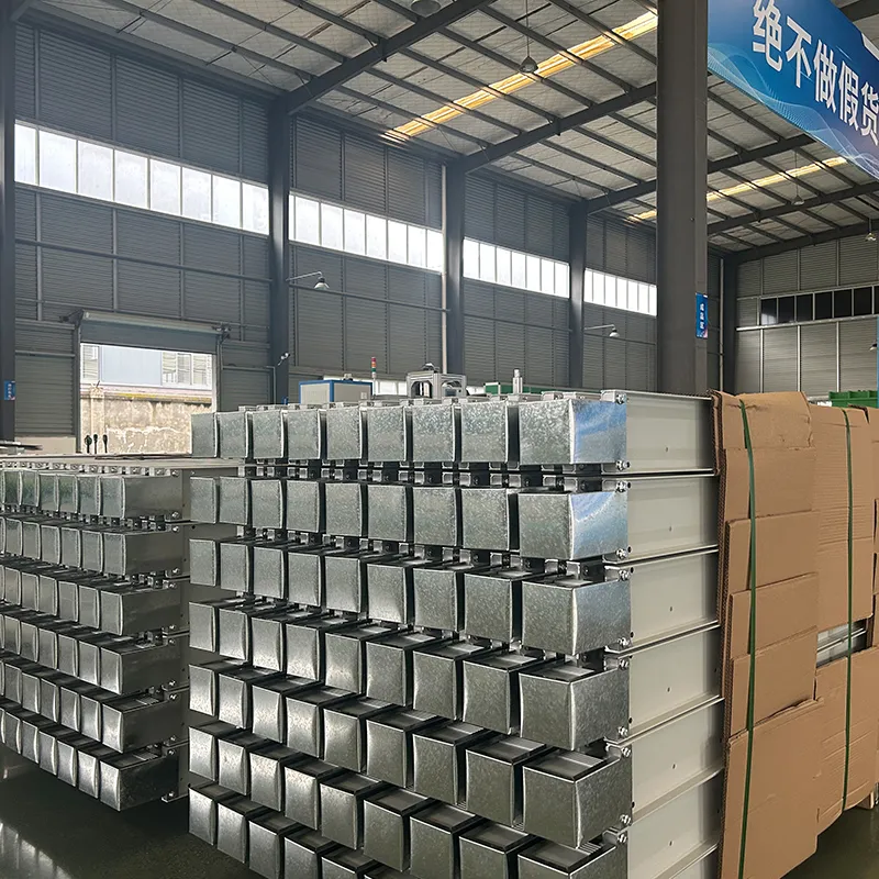 Холод не может охладить наш энтузиазм! Подготовка автобусной линии для проекта State Grid Wuhan идет полным ходом.