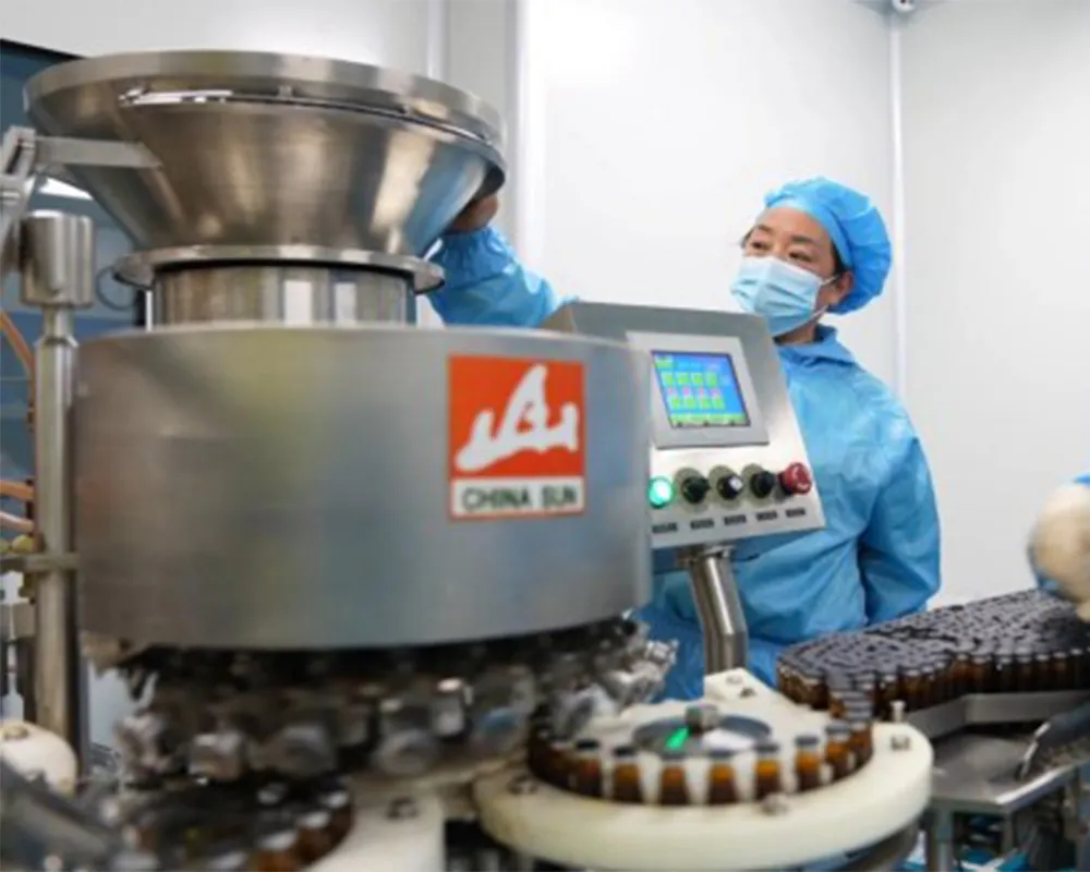 Внедрение наиболее передовых отечественных и зарубежных производственных линий для изготовления настоек, таблеток, пептидных порошков, пероральных жидкостей, пакетированного чая и твердых напитков.