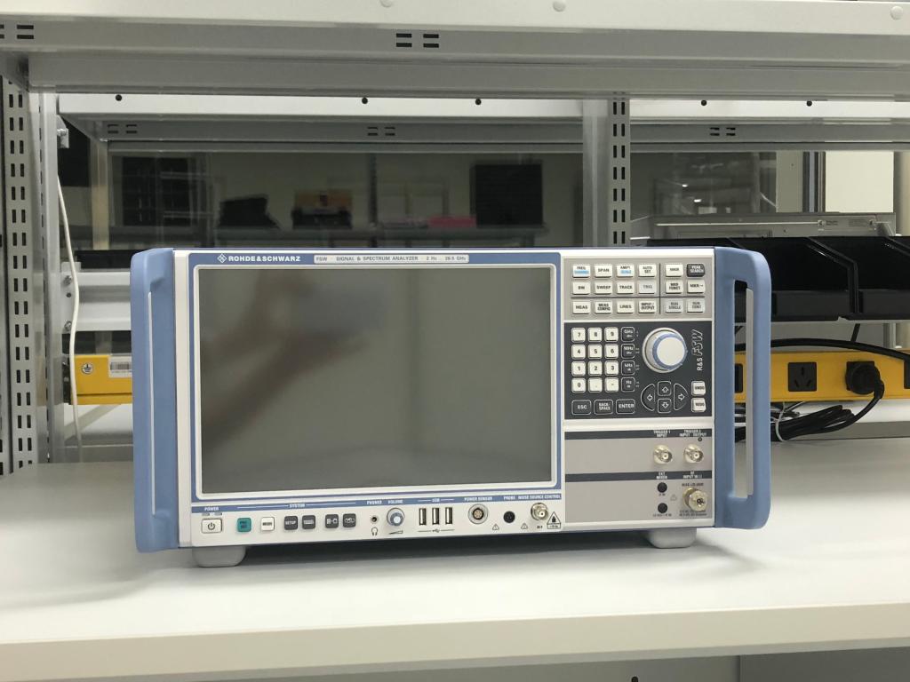 Как выбрать анализатор сигналов: купить для промышленности?