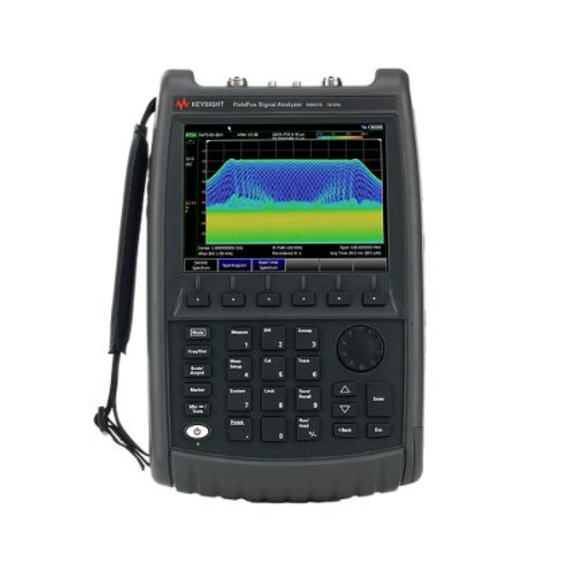 Keysight N9937B FieldFox Ручной СВЧ-анализатор спектра: 18 ГГц