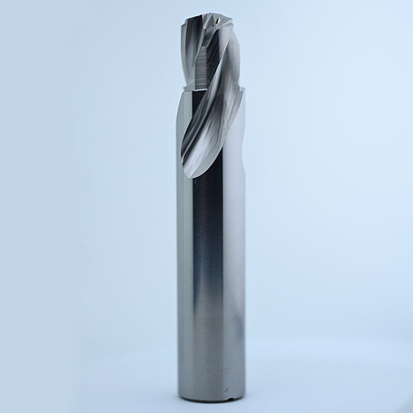 Твердосплавные сверла с внутренним охлаждением и масляным отверстием – DC183X