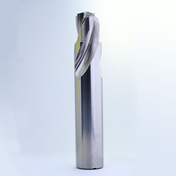 Твердосплавные сверла с внутренним охлаждением и масляным отверстием – DC183X