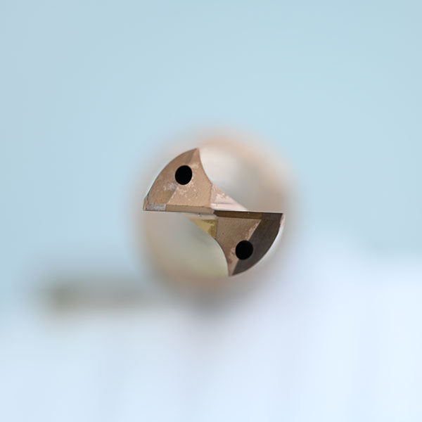 Многоступенчатые сверла с внутренним охлаждением для масляных отверстий – DT16C