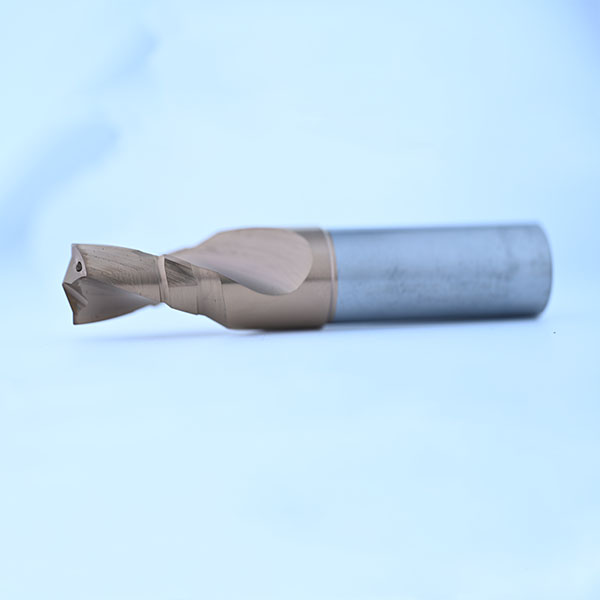 Многоступенчатые сверла с внутренним охлаждением для масляных отверстий – DT17C