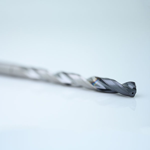 Высокопроизводительные сверла с внутренним охлаждением для масляных отверстий – DX150X