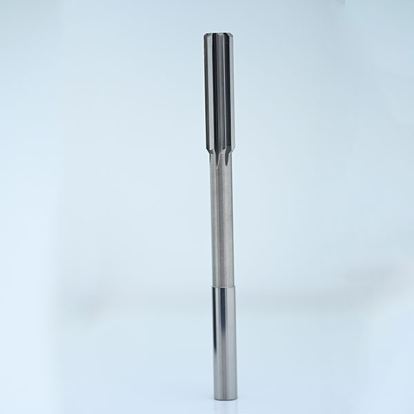 Высокопроизводительные многоканавочные развертки для сквозных отверстий – RN180X