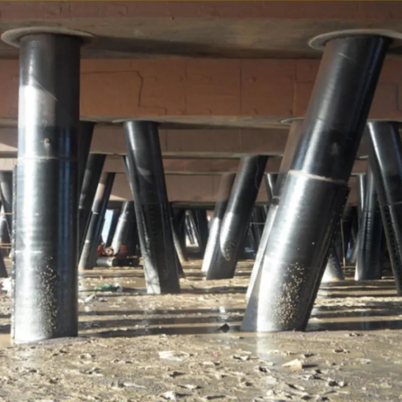 Защитная оболочка для морских свай