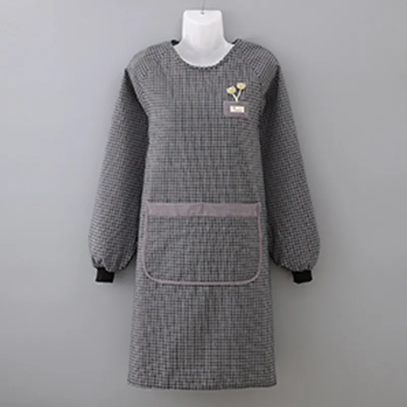 Цзяцили Свежий рельефный цветочный утолщенный передник с длинными рукавами для домашнего приготовления пищи защита от пыли и грязи устойчивый к загрязнениям женский стильный 8358