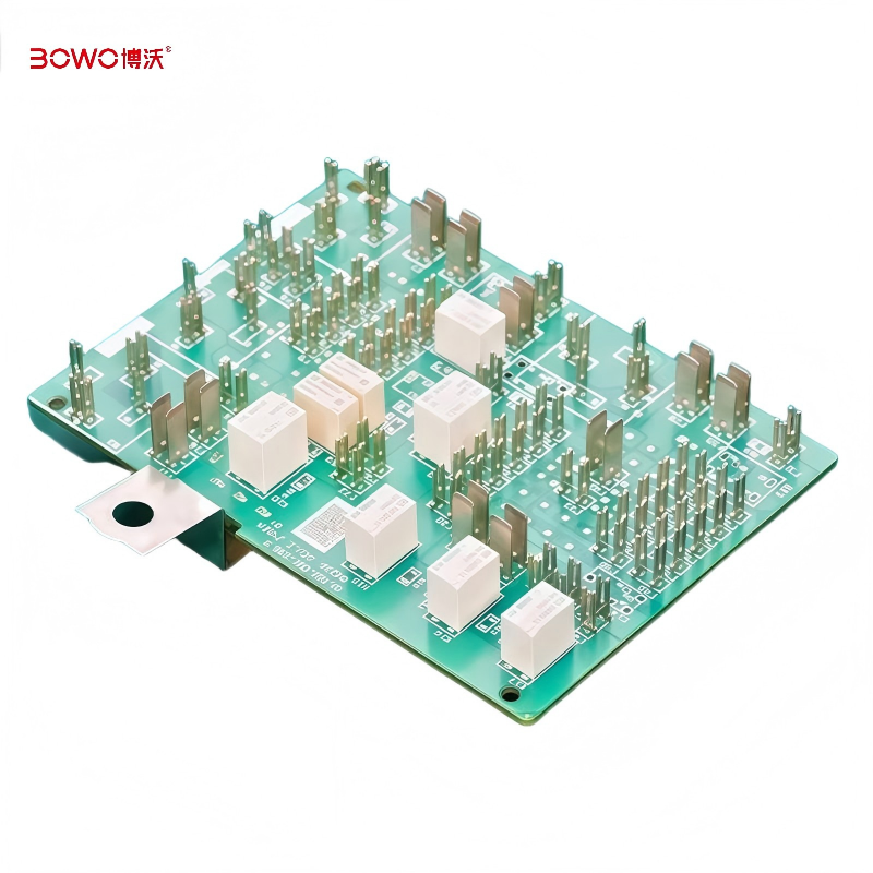 Блок предохранителей переднего подкапотного пространства