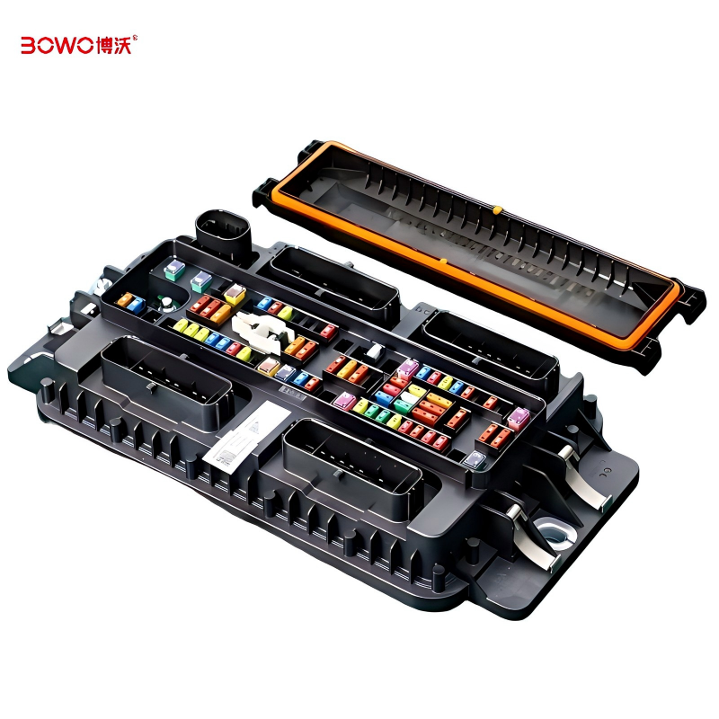 Водонепроницаемый блок предохранителей переднего подкапотного пространства