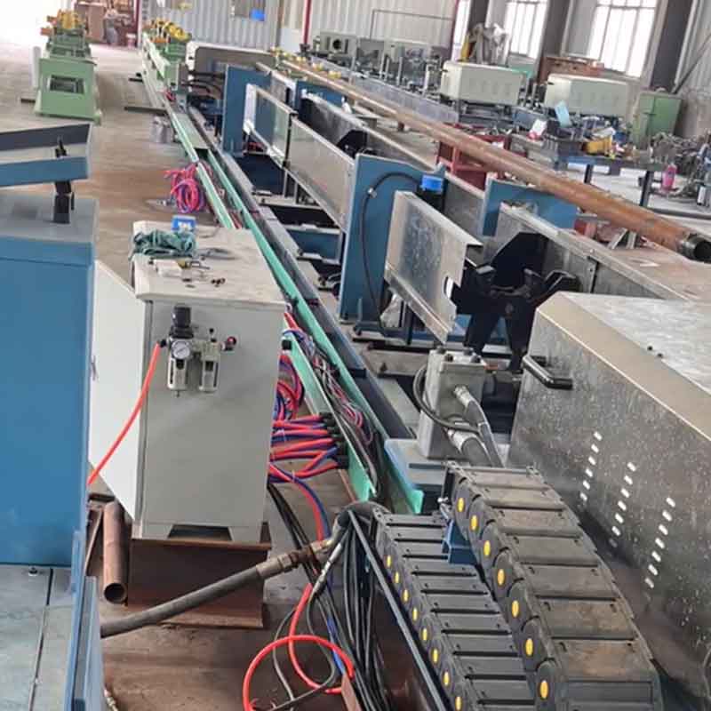 Заказной удлинённый опрессовочный стенд для проверки герметичности резьбовых соединений НКТ на экспорт | Заводская наладка завершена, скоро упаковка и отправка