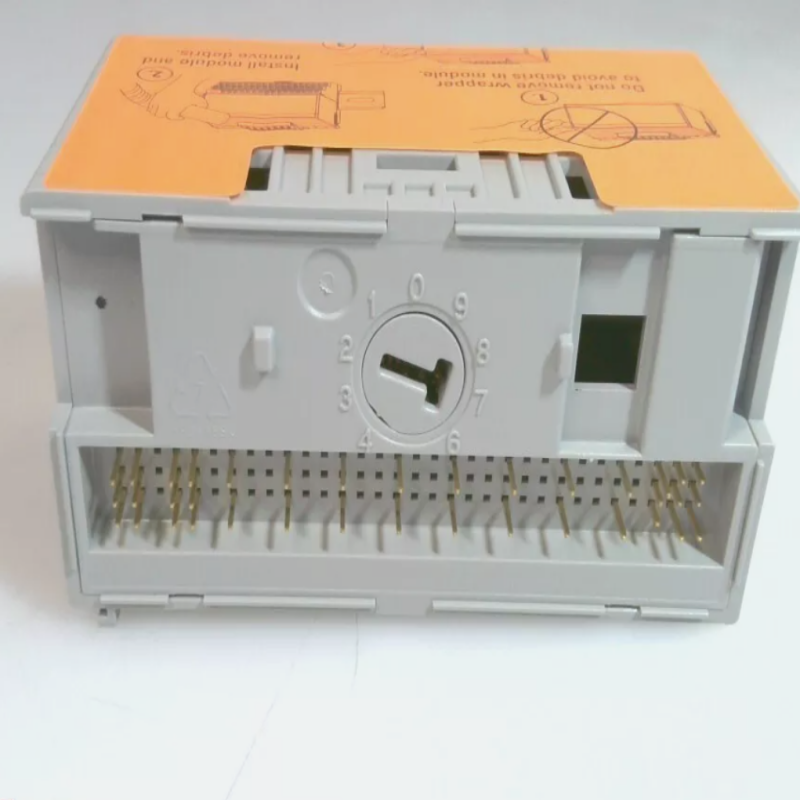 Allen-Bradley 1794-OB16, 24 В постоянного тока, 16 выходов источника