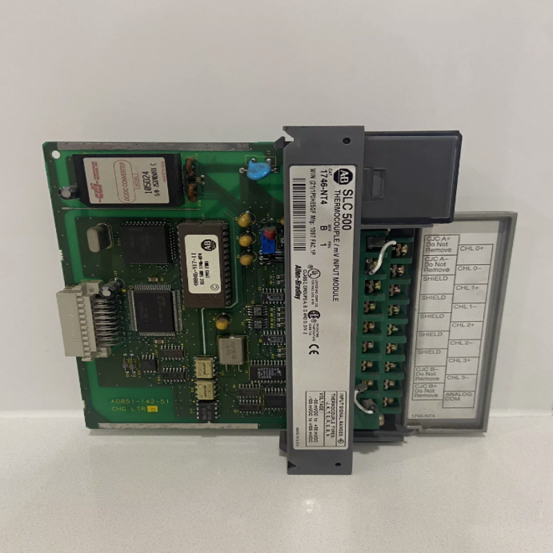 Allen-Bradley 1746-NT4 SLC 500 для термопар/мВ, 4 точки