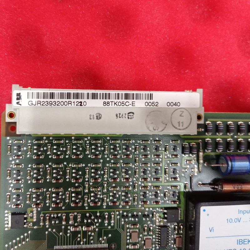 ABB 88TK05C-E GJR2393200R1220 Модуль сопряжения шины