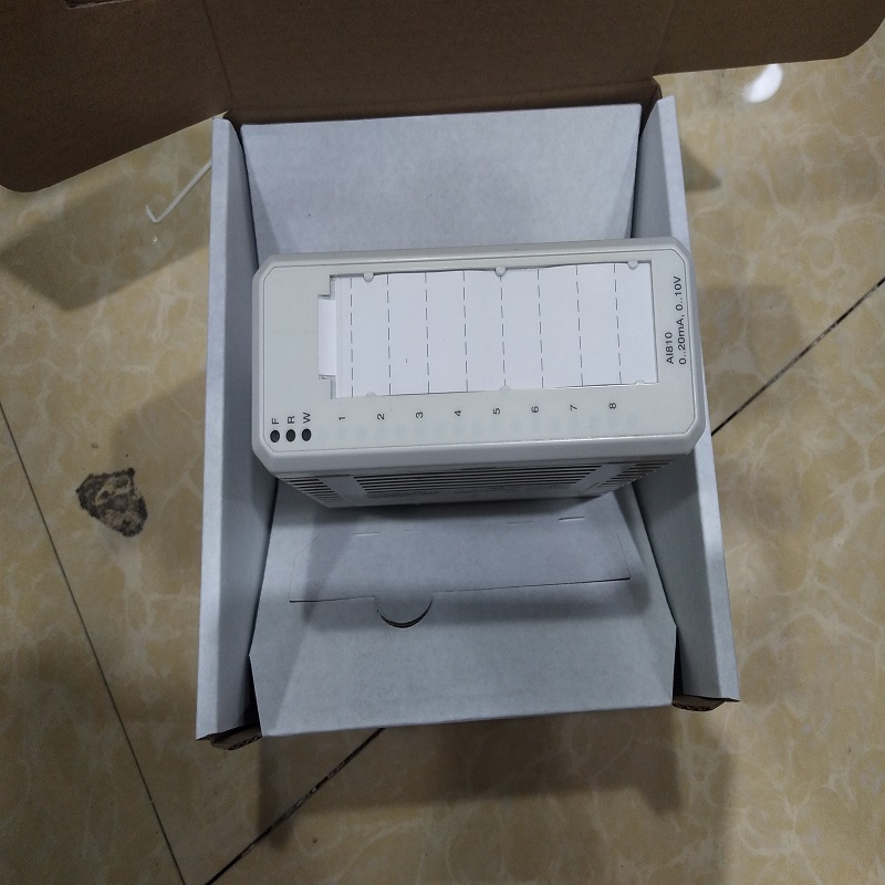 Аналоговый вход AI810 3BSE008516R1