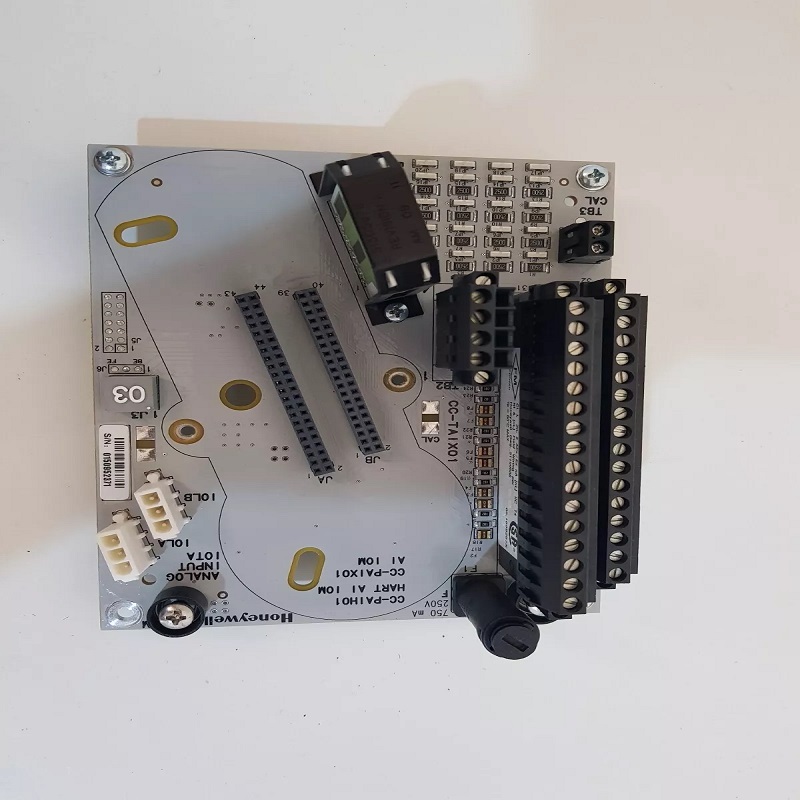 HONEYWELL CC-TAIX01 Аналоговый вход IOTA