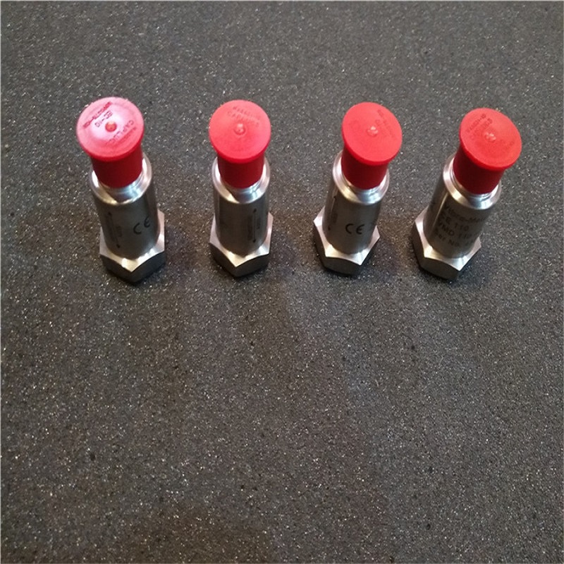 VIBRO-METER CE110 110-100-CT-VO Датчик общего назначения Выход 100 мВ/г Постоянный ток питания