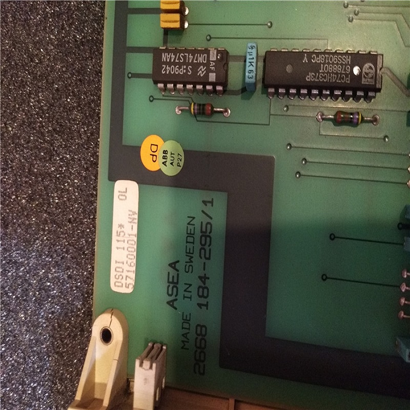 ABB DSDI 115 57160001-NV 32-ТОЧЕЧНЫЙ ЦИФРОВОЙ ВХОДНОЙ МОДУЛЬ