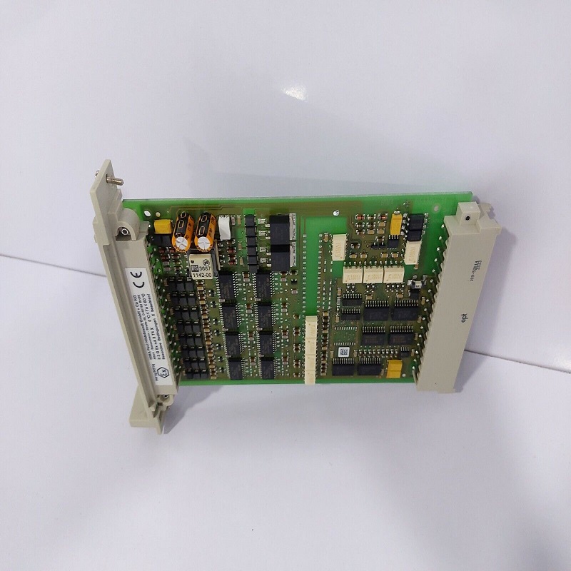 F3330  8- кратный модуль вывода, обеспечивающий безопасность