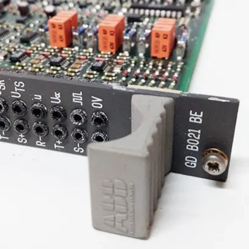 ABB GDB021BE01 HIEE300766R1 HI034432-310/13