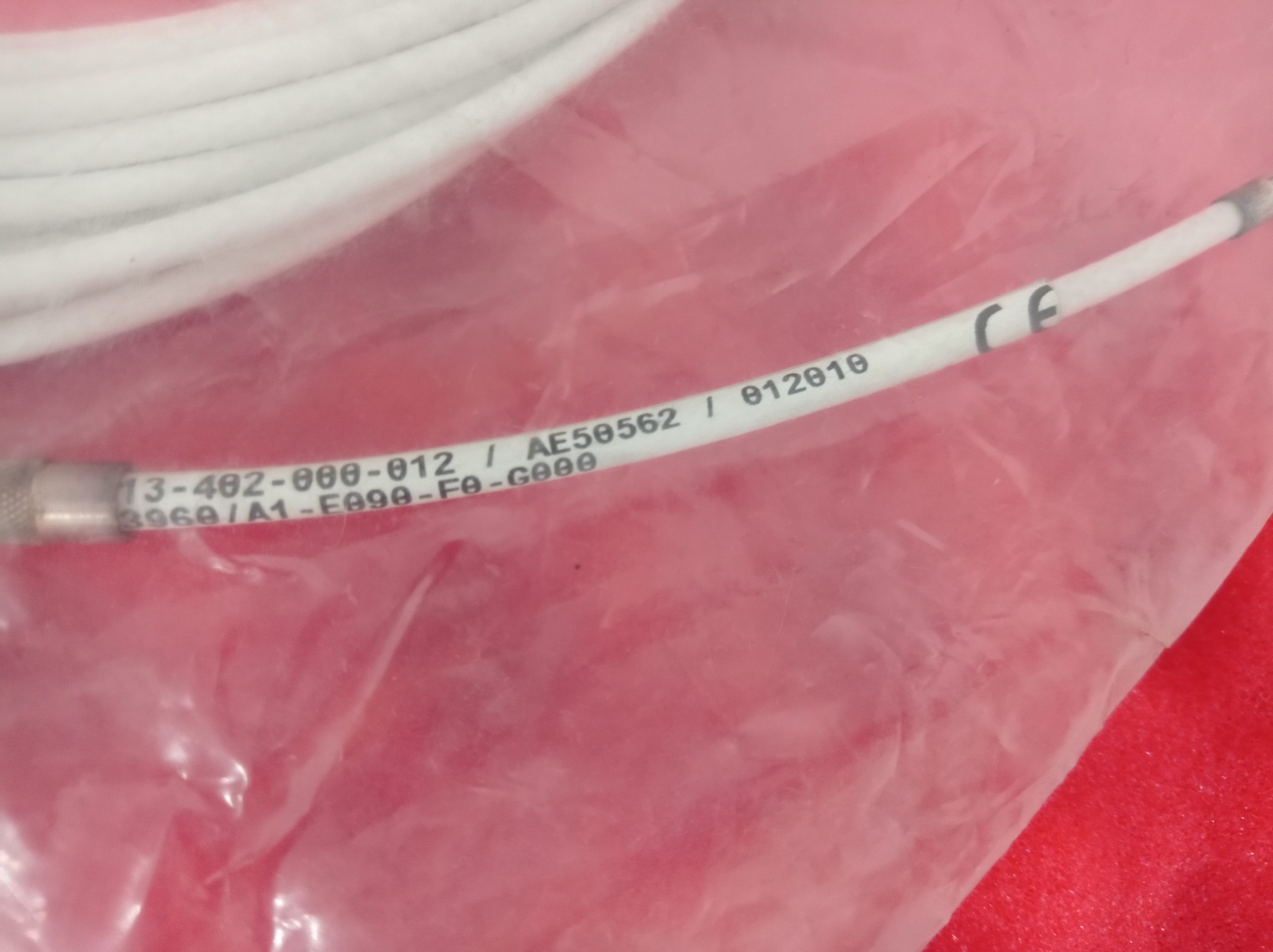 Vogi EA402 913-402-000-01-A2-E090-F0-G000 Extension Cable