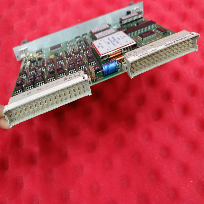 ABB 70BK03B-E HESG447270R0001 Шинный соединитель Локальная шина/Последовательный интерфейс