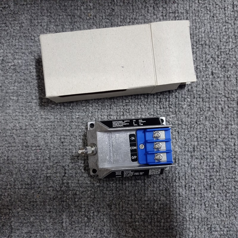 VIBRO-METER IQS450 204-450-000-002 A1-B23-H05-I1 Преобразователь сигнала