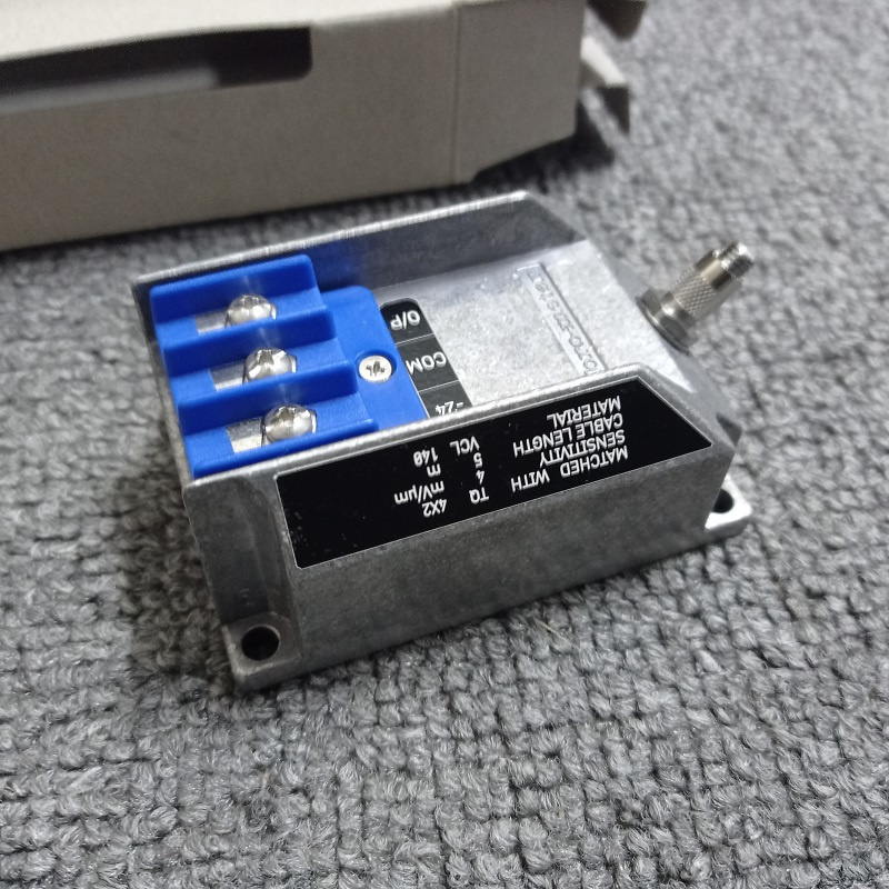 VIBRO-METER IQS450 204-450-000-001 Формирователь сигналов