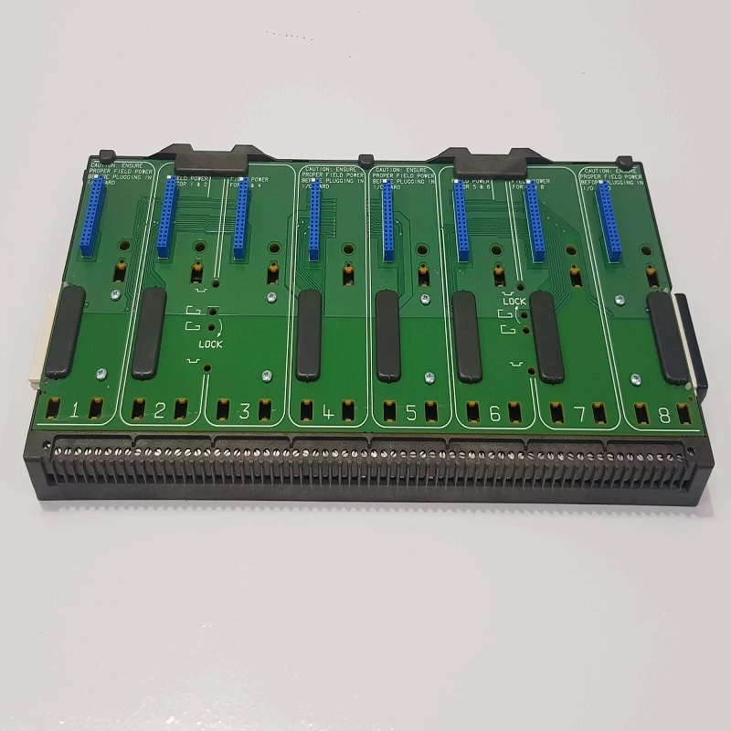 EMERSON KJ4001X1-BE1 12P0818X072 8-Wide I/O Carrier с экраном