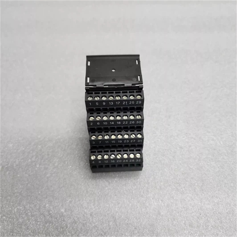 EMERSON KJ4001X1-CJ1 32-канальный клеммный блок