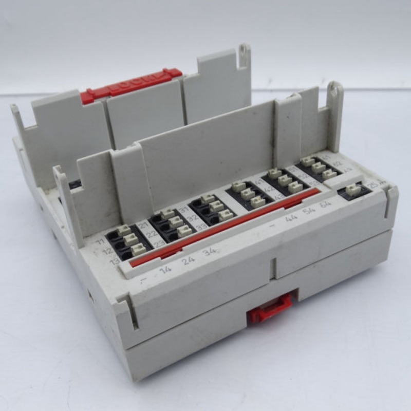 Абсолютно новая аналоговая входная/выходная база HONEYWELL XS824-25