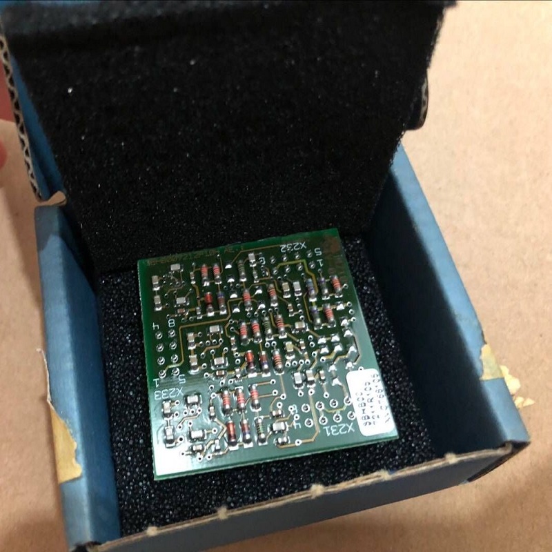 ABB XVC768AE105 3BHB007211R0105 Модуль автоматического контроллера  XV C768 AE105