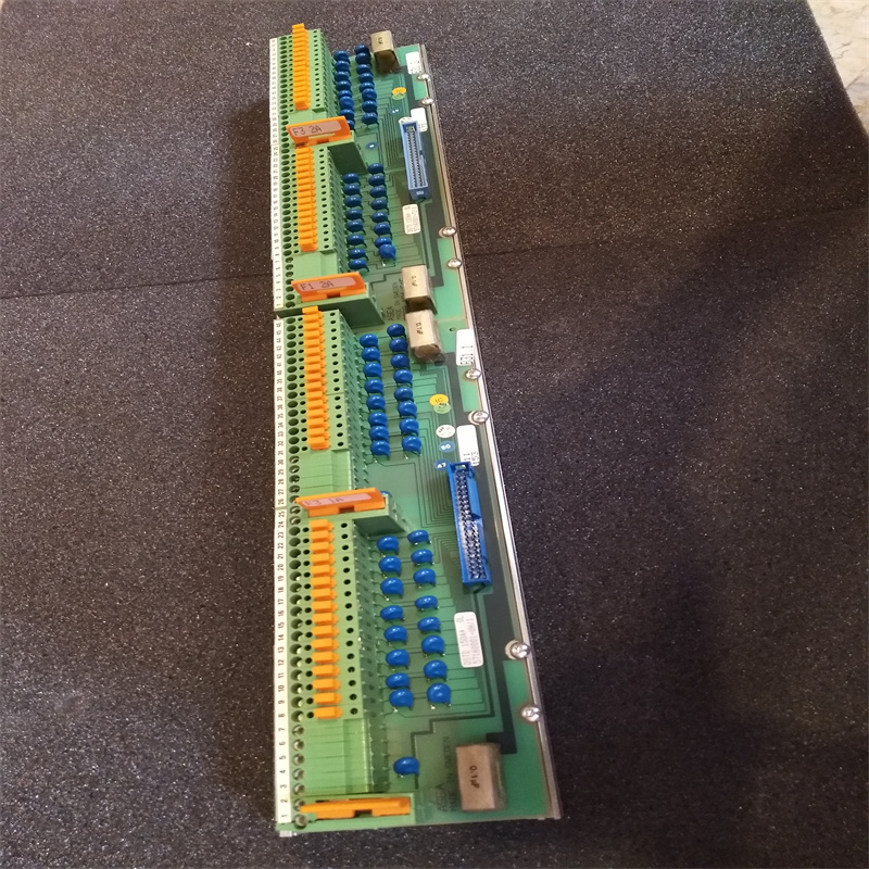 ABB DSTD 150A 57160001-UH Соединительный блок