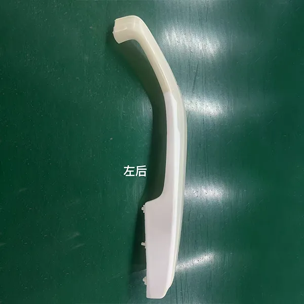 Сырье для полиуретановых составов автомобильных крыльев