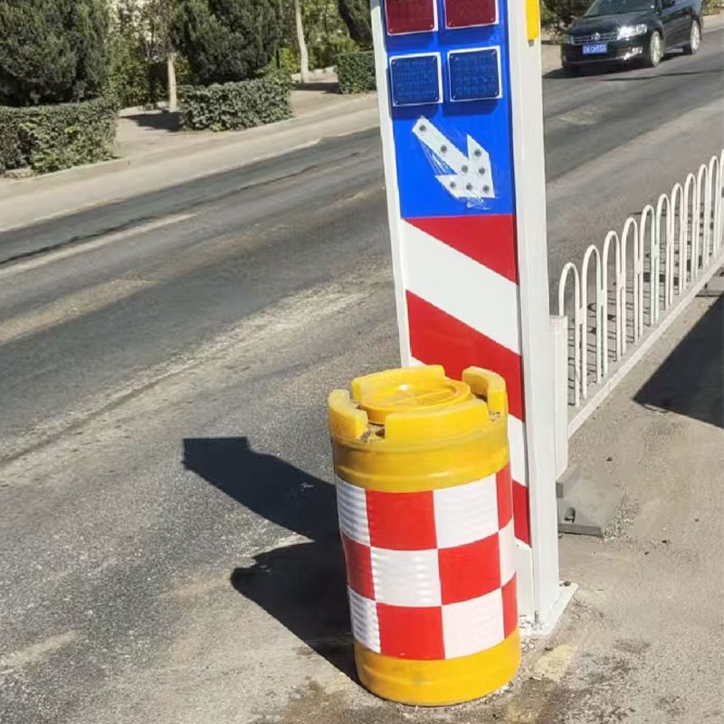 Утяжелённый ротационно-формованный барьерный блок с повышенной толщиной стенок
