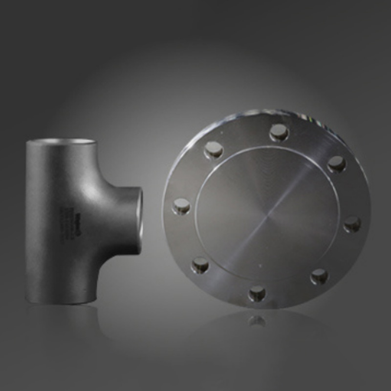 Детали трубопроводов из нержавеющей стали бесшовные и сварные