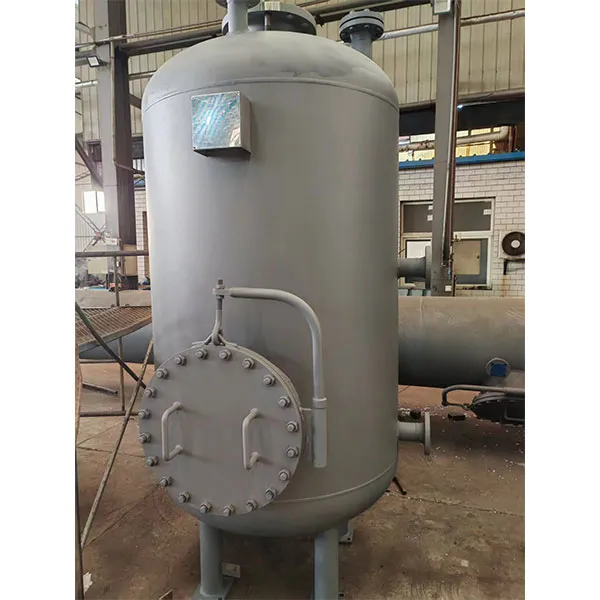 Вертикальный резервуар из нержавеющей стали