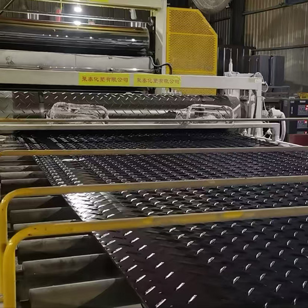 Мировая премьера революционного решения UHMWPE продовольственный класс успешно завершилась!