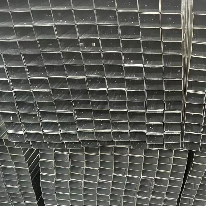 Квадратнаяпрямоугольная труба 20-30 мм