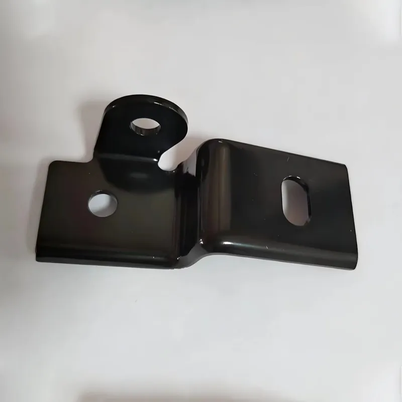 Крепежные кронштейны для автомобильных жгутов проводов