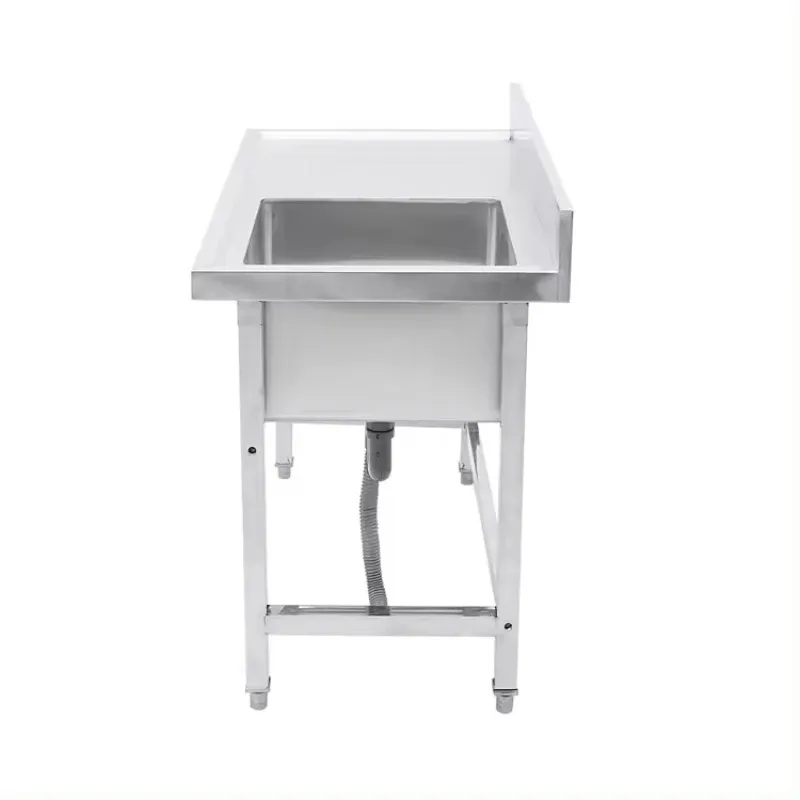 Однозвездочный резервуар для воды из квадратных труб с платформой