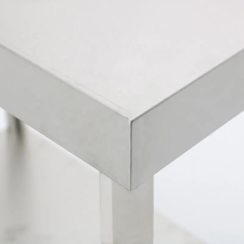 Однозвездочный резервуар для воды из квадратных труб с платформой и бортиками